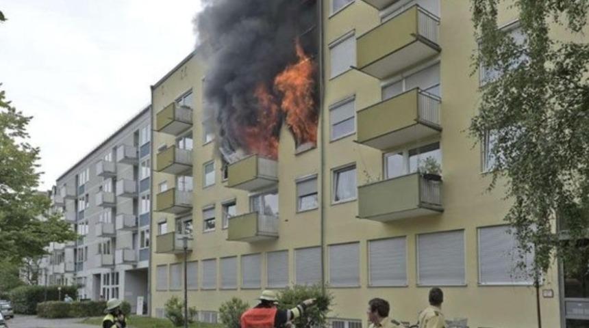 Ev sahibine kızdı, daireyi havaya uçurdu