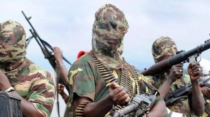 2 bin kişiyi öldürüp kasabayı haritadan sildiler