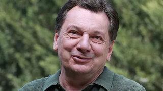 Vedat Milor eşiyle fotoğrafını paylaştı! Twitter coştu