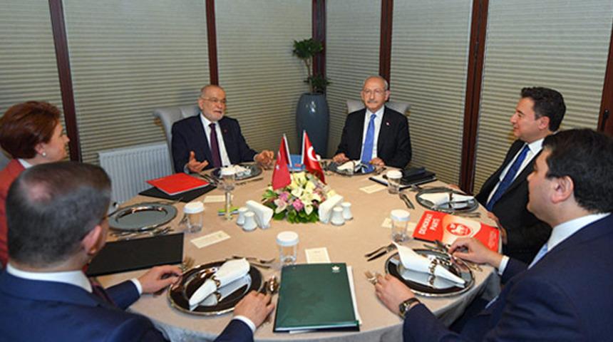 SP lideri Karamollaoğlu'ndan dikkat çeken ifadeler: Açıklanmasına daha zaman var