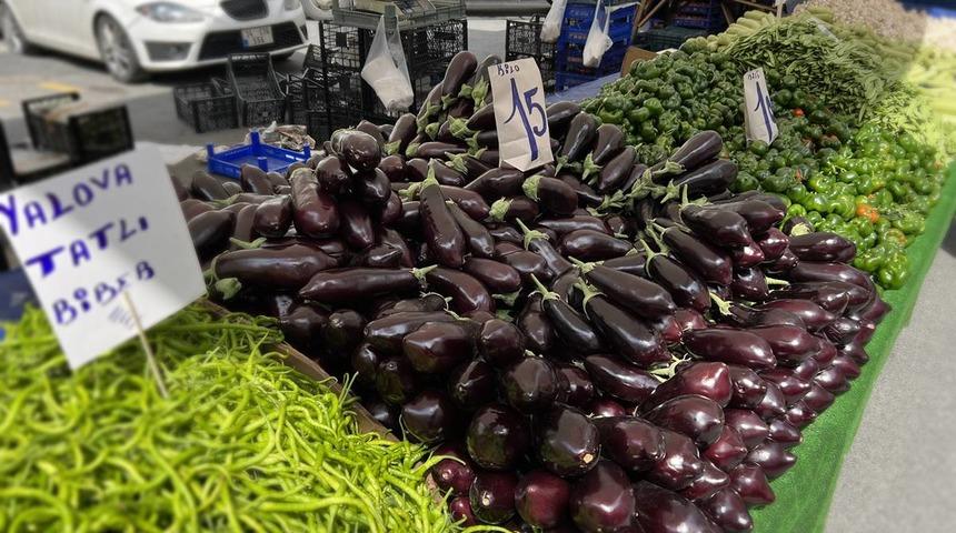 Fiyatlar yarı yarıya düştü ama poşetler 250 liraya bile dolmadı