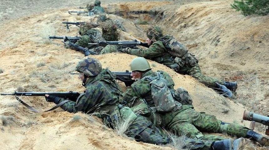Litvanya, Rusya'dan korktuğu için askerliği zorunlu yaptı