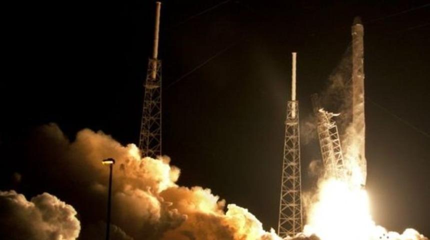 Uzay roketi yumaşak iniş yapamadı