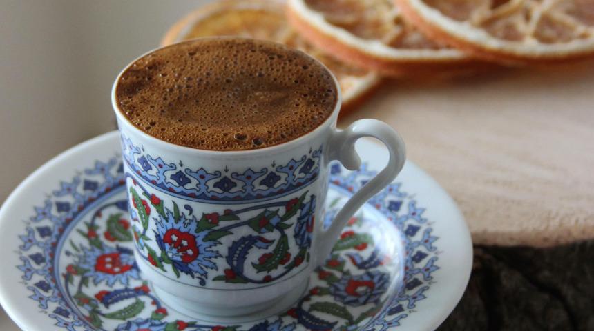 Sadece iki kaşık ekleyin! Etkisini anında gösteriyor: Hücreleri yeniler, direnci artırır, kronik yorgunluğun çözümü