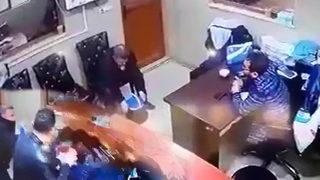 Her şey bir anda oldu, yüzüne asit attı! 'Neden yaptınız' sorusuna bakın ne cevap verdi