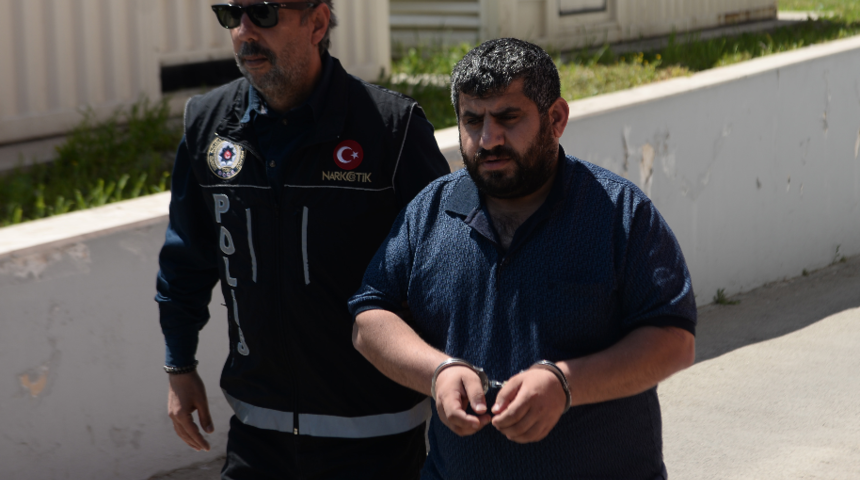 Adana evinde uyuşturucu bulunan Suriyeli: Ucuz olduğu için toplu satın aldım