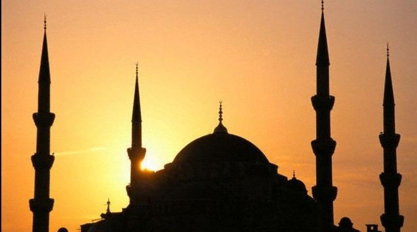 İtalya: Paris saldırılarından sonra cami yasağı