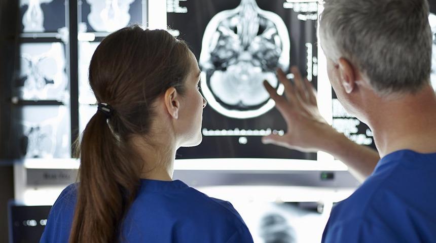 Yeni bir araştırmaya göre MS hastalığına bir virüsün neden olduğuna dair güçlü kanıtlar var