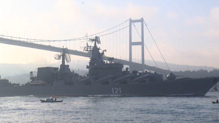 Ukrayna'nın "Vurduk" dediği 'Moskova' gemisi, Boğaz'dan böyle geçmiş