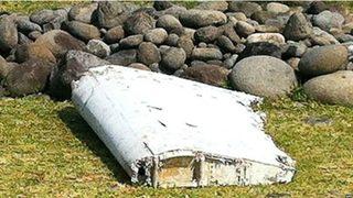 Kayıp Malezya uçağı: İkinci bir parça daha bulundu