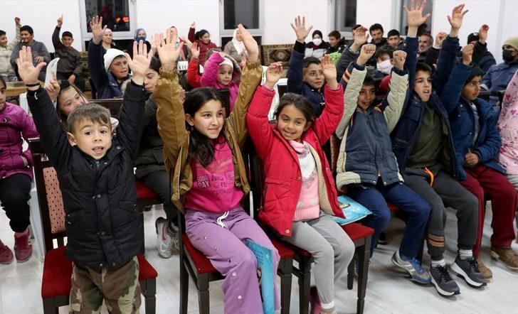 Kayseri'nin "Gepetto ustası", kuklalarıyla çocukları mutlu ediyor G2