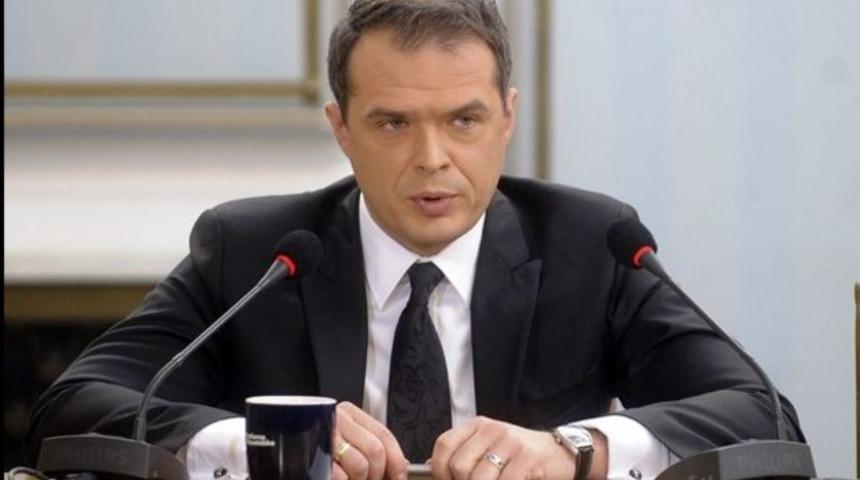 Eski bakana saat cezası