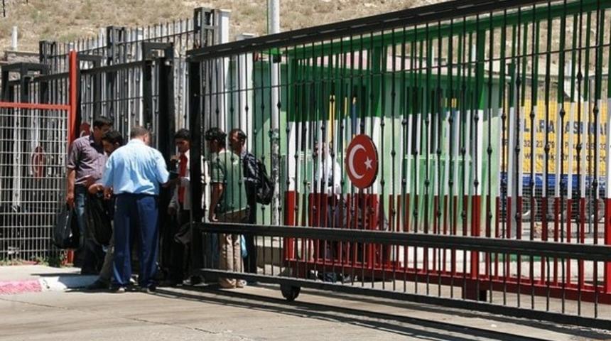 İran'dan sınırların kapatıldığı iddiasına yalanlama