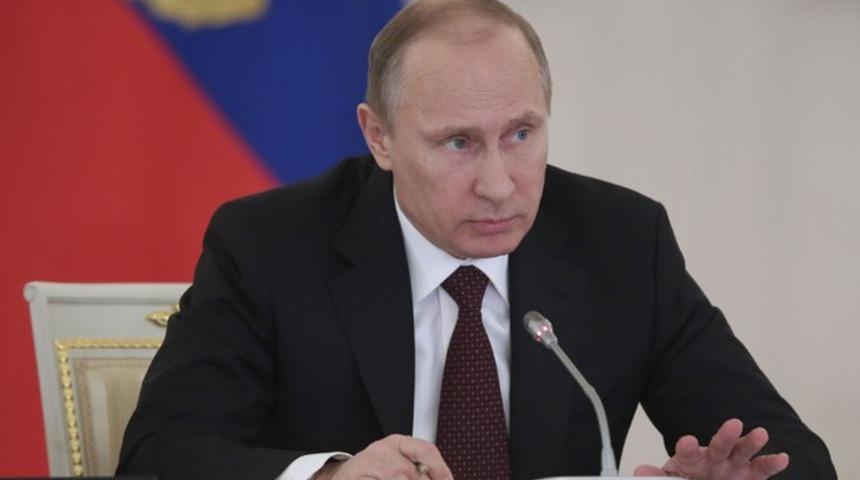 Vladimir Putin'den Türkiye'ye övgü