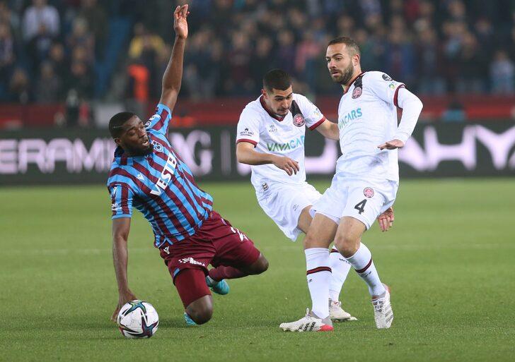 Son dakika: Trabzonspor'da zirve gerginliği! Karagümrük'e takıldı...