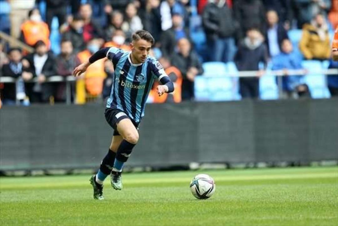 Son dakika: Galatasaray'a sezon sonunda geri d&ouml;n&uuml;yor! Messi'yi ge&ccedil;ti...