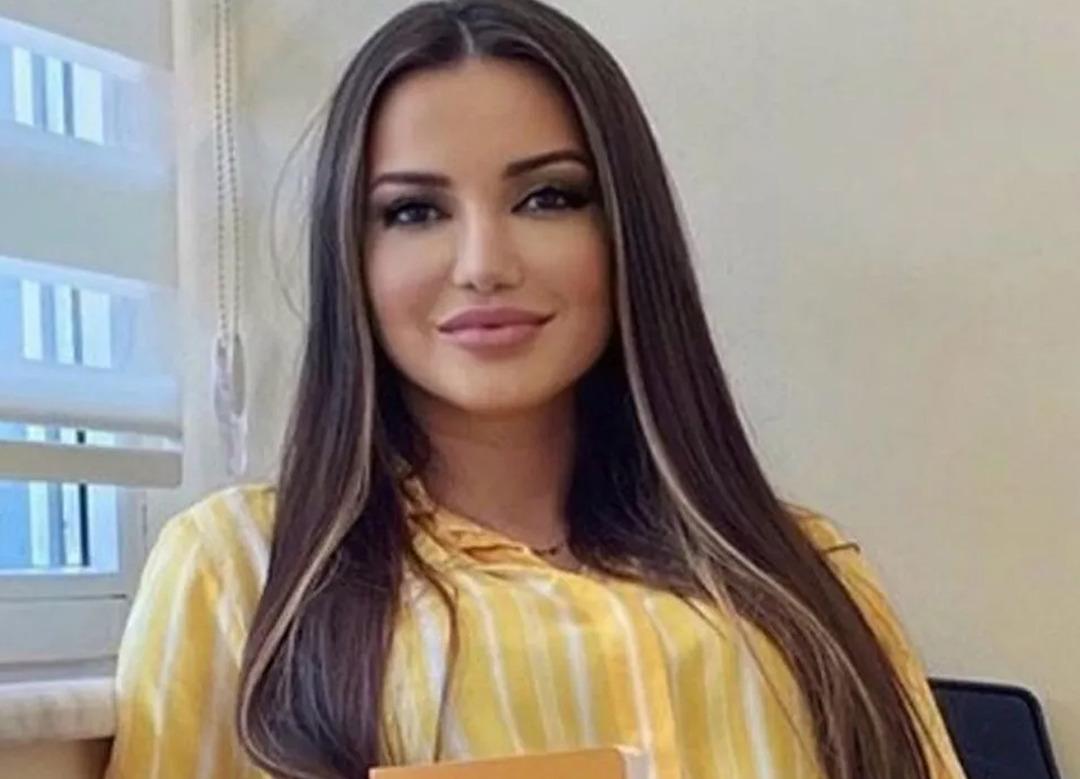 Psikolog Esra Ezmeci'ye gelen soru şaşkına &ccedil;evirdi! "Kocam değişik hareketler yapıyor! 3 saniyede bitiyor"