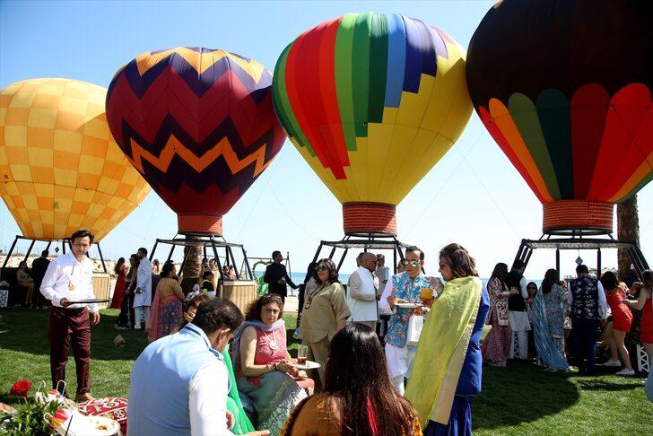 Üç gün üç gece süren "masalsı" Hint düğünleri salgın sonrası yeniden başladı G3