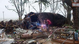 Pam Kasırgası Vanuatu’yu yıktı geçti