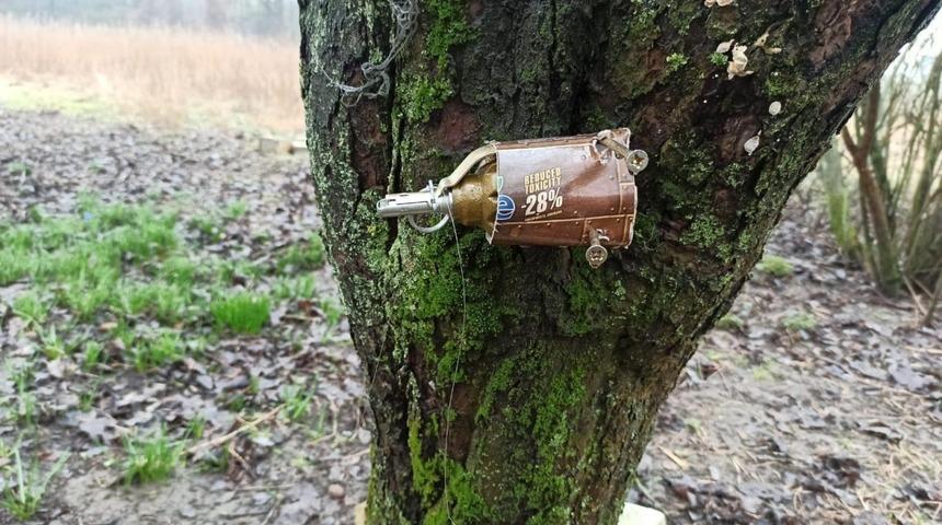 Fotoğrafları servis ettiler! Ukrayna'dan çekilen Rus askerler her yeri tuzaklamış