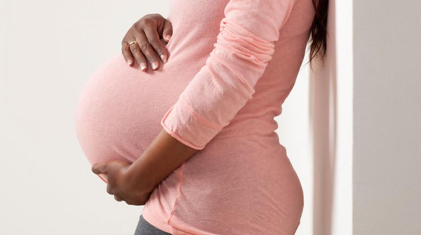 Ülke bu olayı tartışıyor! "Dayanacak gücüm kalmadı" diyerek yalvardı ama... 20 saat sancıdan sonra hayatlarını kaybettiler