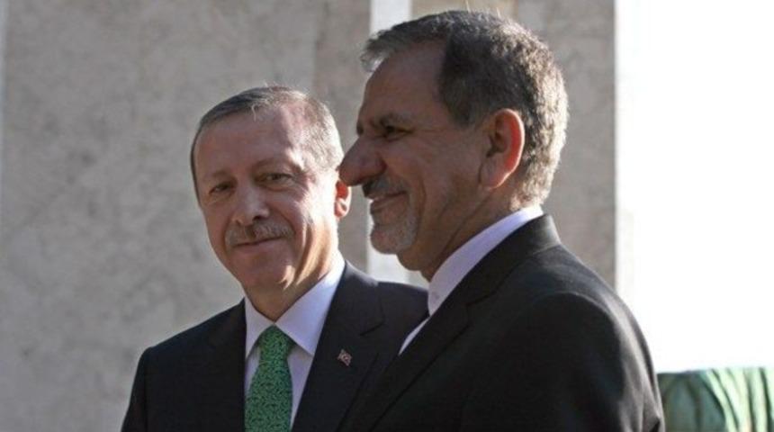 İran: İstanbul ve Dubai'ye 20 milyar dolar gönderildi