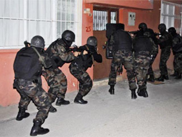 Tecavüz ettiği kadının evinde yakalandı 1