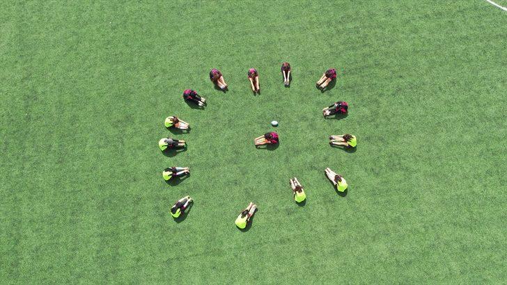 Diyarbakırlı kızlar ragbiye gönül verdi, Türkiye şampiyonu oldu G1