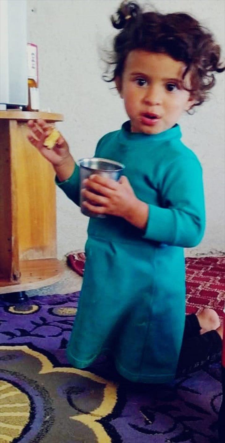 Eşeğin ısırdığı çocuğa boyun bölgesindeki dokudan göz kapağı yapıldı G4