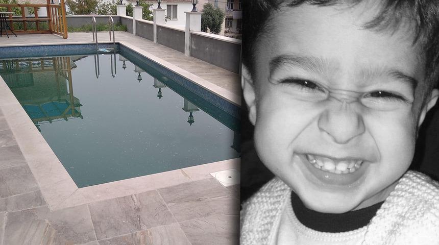 3 yaşındaki Yamaç'tan acı haber! Havuza düşmüştü