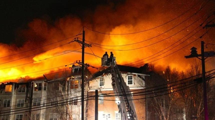 Türk diplomatların yaşadığı sitede yangın