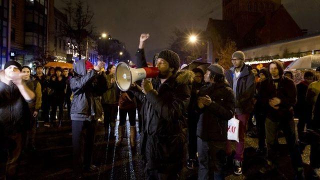 ABD'de Protestocular Dün Gece de Sokaklara Döküldü