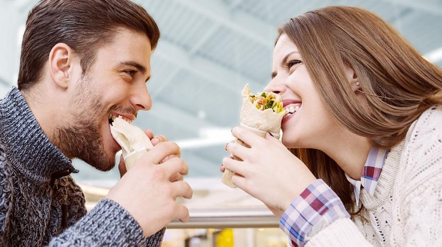 Çiğneme alışkanlıklarınız obeziteye sebep olabilir! 