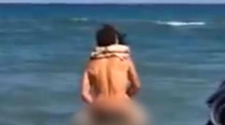 Denizde cinsel ilişkiye girdiler