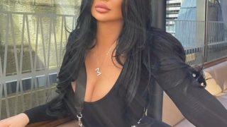 TikTok fenomenine korkunç saldırı! Canlı yayında yüzüne asit atıldı: Gözlüklerim olmasaydı...