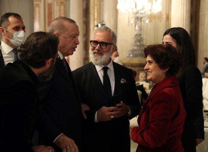 Ünlülerden iftar açıklaması! "Sanatçı politik fikirlerini içinde saklar" G1