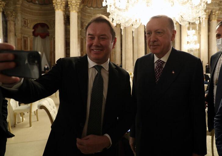 Ünlülerden iftar açıklaması! "Sanatçı politik fikirlerini içinde saklar" G4