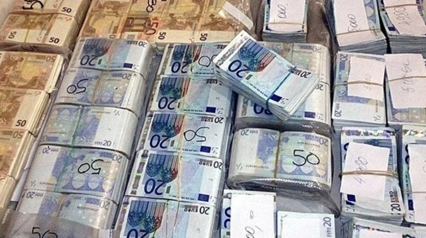 Kayıp valizde 400 bin euro bulundu