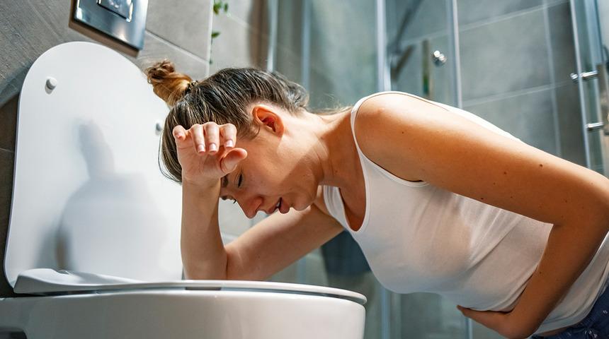 Mide bulantılarına neden olan ciddi hastalıklar 