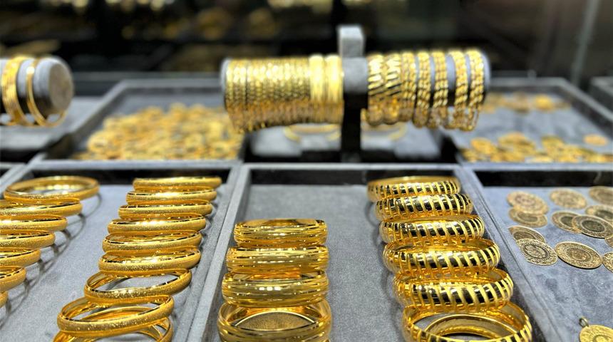 Kuyumculardan yeni altın tahmini! Gram altın bin 200 TL olacak