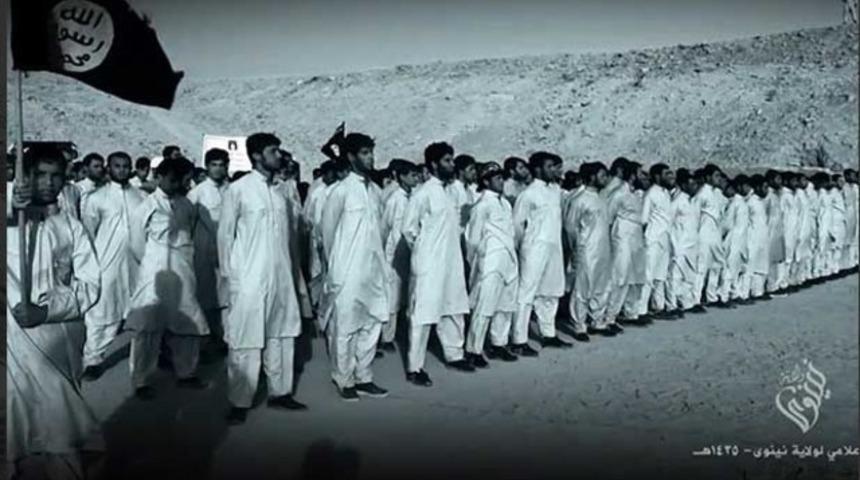 Putin'in yardımcısı: IŞİD'i İsrail istihbaratı eğitiyor