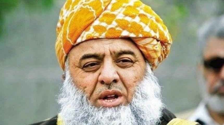 Din adamından şoke eden açıklama: Kadınlar un çuvalı gibi görünsün