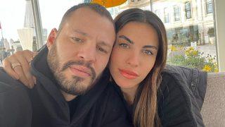 Survivor Avatar Atakan'ın eşi Serap Korkmaz göğüs dekolteli pozuyla tozu dumana kattı