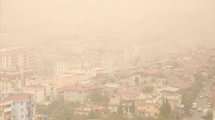 Son Dakika... Meteorolojiden yağmur ve toz taşınımı uyarısı (19 Nisan Salı hava durumu)
