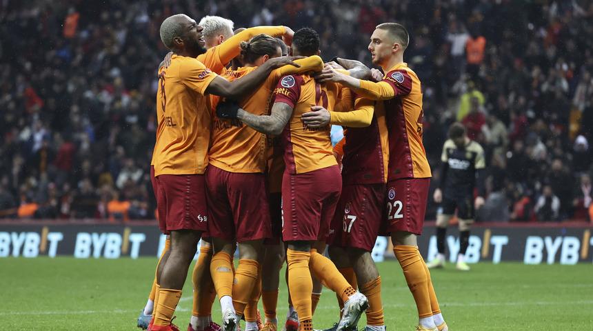 Son dakika: Ryan Babel'in Galatasaray'daki geleceği belli oldu! Domenec Torrent detayı...