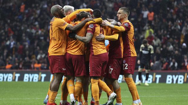 Son dakika: Ryan Babel'in Galatasaray'daki geleceği belli oldu! Domenec Torrent detayı...