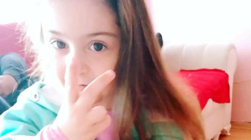 Restoranda yemek yedikten sonra rahatsızlandılar! 6 yaşındaki Ece Melisa 4 gün sonra hayatını kaybetti