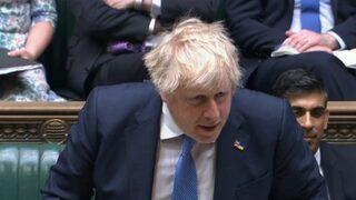 Johnson, polisin ceza kesmesinin ardından parlamentoda da özrünü tekrarladı