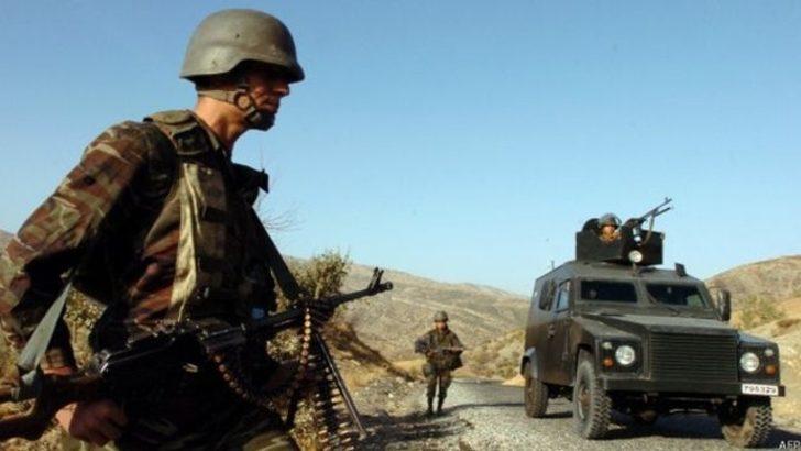 Independent: Türk ordusu Türkmen güçlerine Azez'e kadar eşlik etti