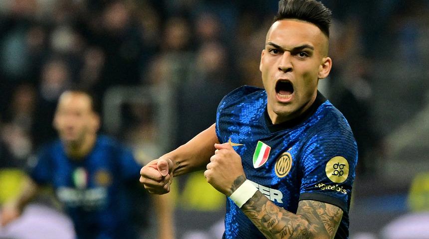 Inter, Milan'ı devirerek finale yükseldi!